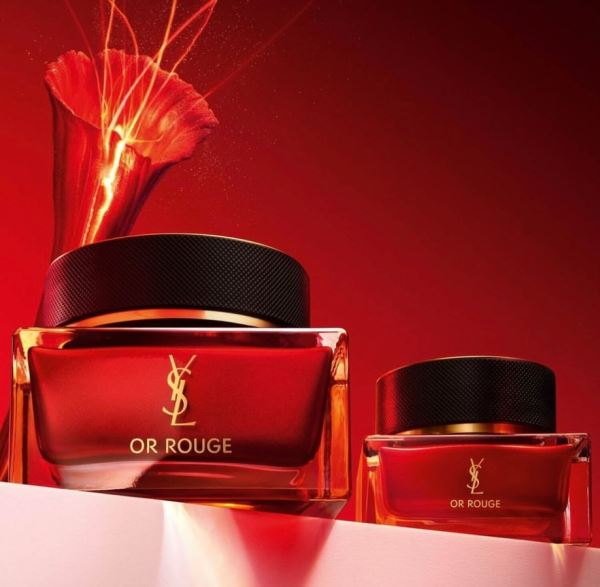 Рождественские коллекции от YSL и Clé de Peau Beauté